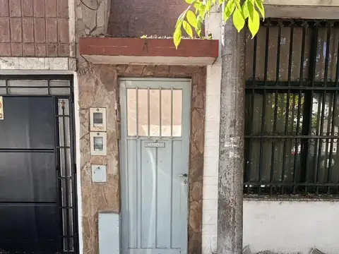 Depto Tipo Casa en Venta en Rosario, USD 33.000