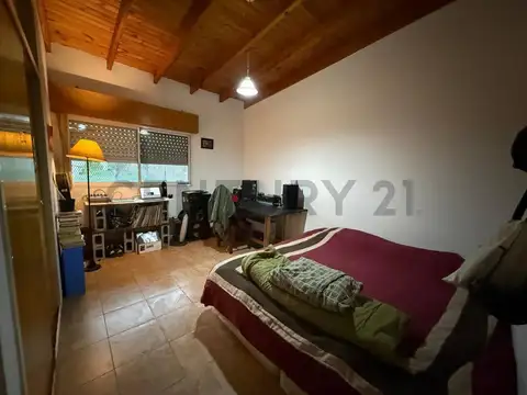 PH  2 dormitorios  con Jardín Propio y Entrada Independiente sobre Av. 7