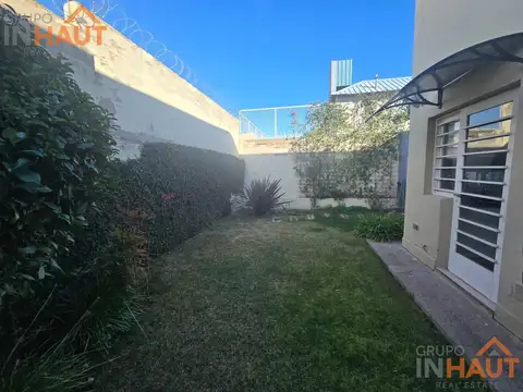 Depto Tipo Casa en Venta en Neuquén, USD 230.000