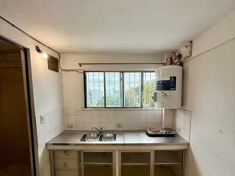 Departamento en Alquiler en Villa Dominico, $ 250.000