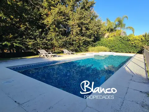 Casa 5 ambientes con 3 baños