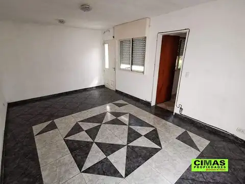 Depto Tipo Casa en Alquiler en Villa Santa Rita, $ 1.200.000