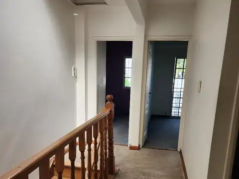 Depto Tipo Casa en Alquiler con 1 cocheras