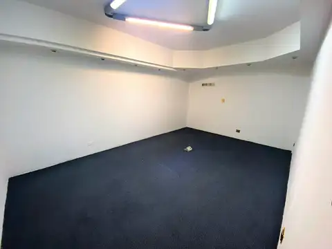 Oficina en Alquiler 50 años