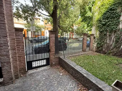 Casa 5 ambientes con 5 baños