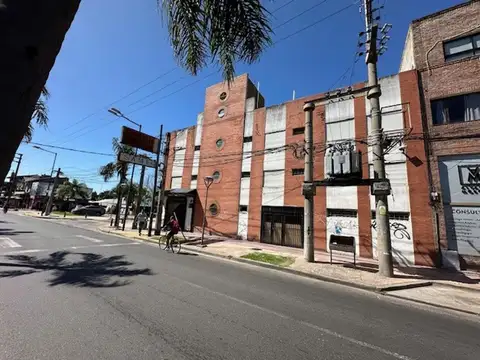 Av A T De Alvear 2597