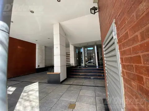 Av. La Plata al 300