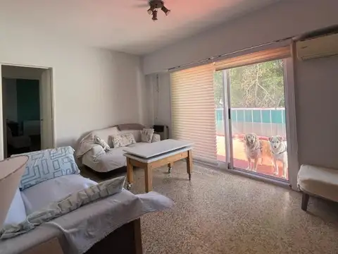 Rafael Obligado 6600, Piso 1