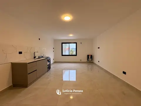 PH monoambiente en venta - Parque Luro