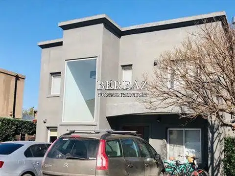 Casa venta 4 ambientes en La Candela Pilar lote de 354 m2