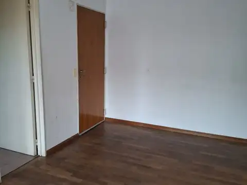 3 De Febrero 600, Piso 1