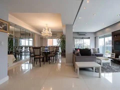 Departamento 4 ambientes en venta en Av. Martin García al 600 Barracas CABA