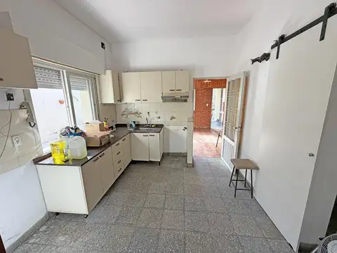 Casa en Alquiler con 1 cochera