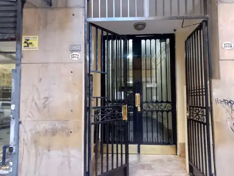 Oficina 3 ambientes con 1 baño