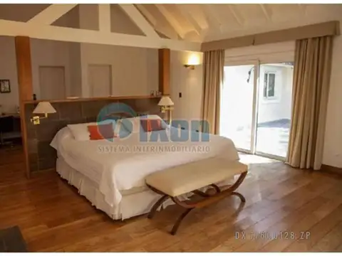 Casa en Venta de 5 dormitorios