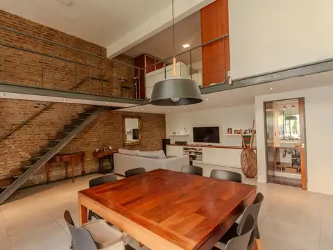 Depto Tipo Casa en Venta de 3 ambientes