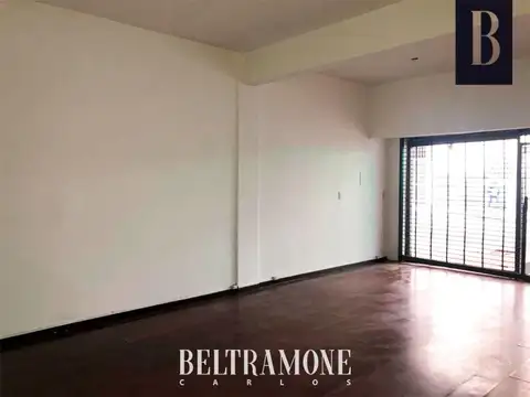 Excelente local comercial en Alquiler