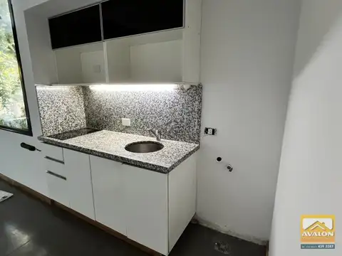 Departamento Venta  tipo Loft   Zeballos al 100- Pileta y Quincho- Apto Credito-