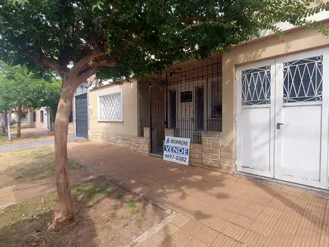 Casa en venta en Moron Sur