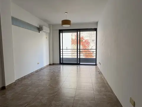 Charcas 3100, Piso 7