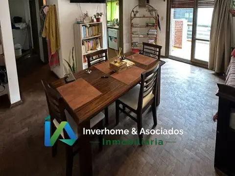 San Lorenzo 297 , Piso 8