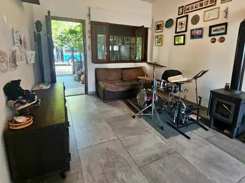Casa 3 ambientes con 1 baño