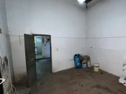 Venta casa a demoler en B° San Vicente (297 m2)!