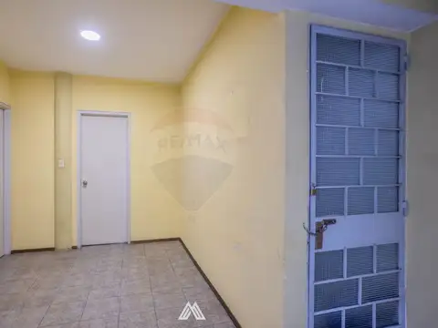 Departamento 6 ambientes con 2 baños