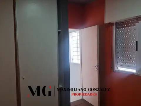 Depto Tipo Casa en Alquiler en Banfield, $ 500.000