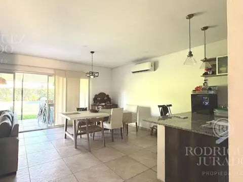 Casa En  Santa Guadalupe - Pilar Del Este