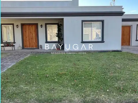 Venta Casa - Barrio Los Alcanfores - Pilar