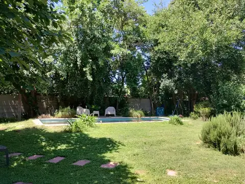 CASA VENTA LA REJA APTO CREDITO CON PILETA