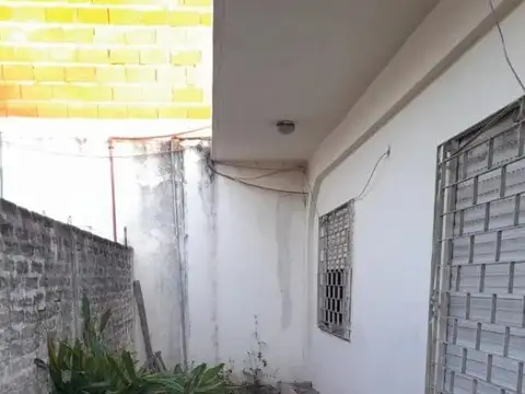 PH 2 ambientes y 1/2 en venta en Morón