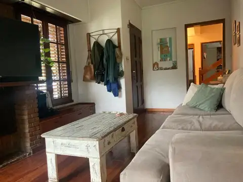 Casa en Venta con 4 cocheras