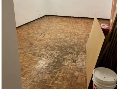 Cnel R L Falcon 6635 , Piso 4