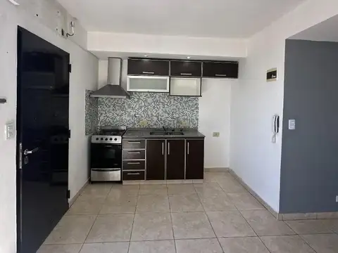 Departamento en Alquiler en Lomas de Zamora, $ 550.000
