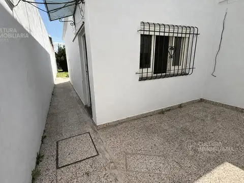 Depto Tipo Casa en Venta en Ramos Mejia Norte, USD 79.000