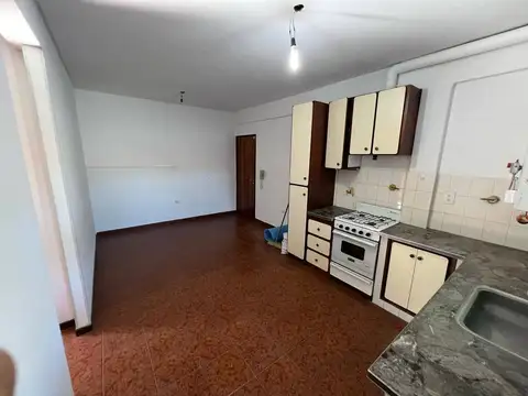 mitre 100