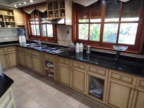 Casa en Venta de 4 dormitorios