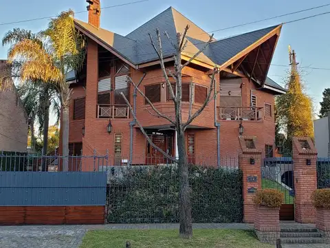 Casa en Venta de 5 dormitorios