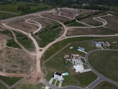 Terreno en Venta 27  mts Frente