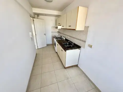Departamento en Alquiler en Castelar Norte, $ 800.000