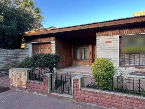 PH en venta - 2 Dormitorios 1 Baño - Cocheras - 194Mts2 - Mercedes