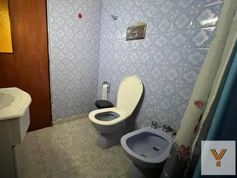 Depto Tipo Casa en Venta con 1 cocheras