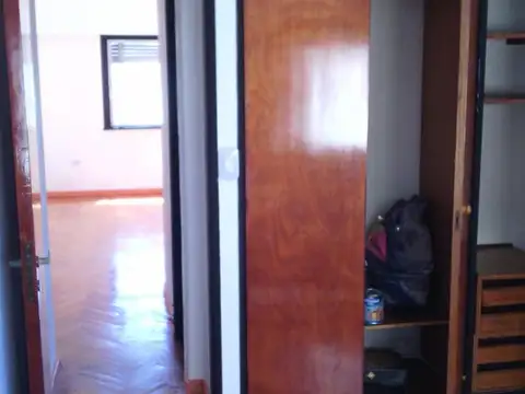 Casa 2 ambientes con 1 baño