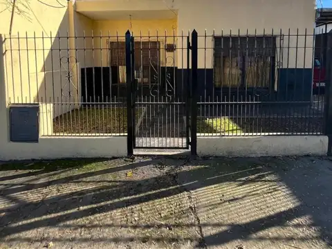 ALQUILER CASA 3 AMBIENTES – MERLO