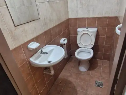 LOCAL COMERCIAL EN ALQUILER -JUJUY 57
