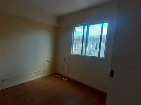 Triunvirato 4000, Piso 3