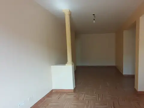 Departamento de 3 ambientes, 3º piso por escalera, expensas bajas VENTA URGENTE