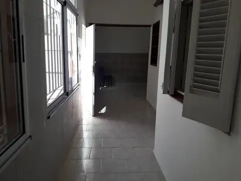 Depto Tipo Casa en Venta 50 años
